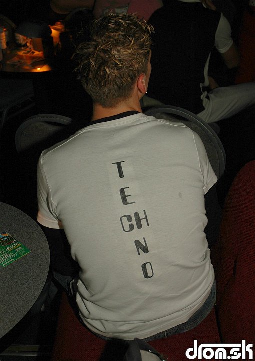 Techno t-shirt