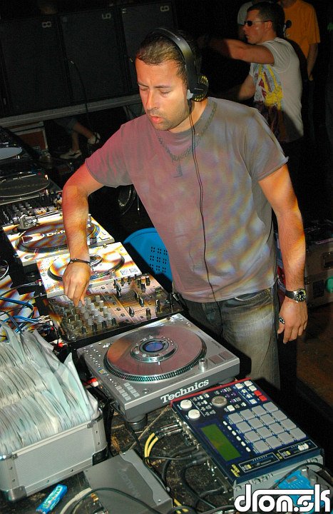 DJ Dave Clarke