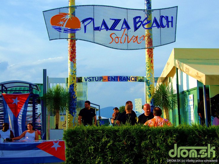 Plaza Beach Solivar