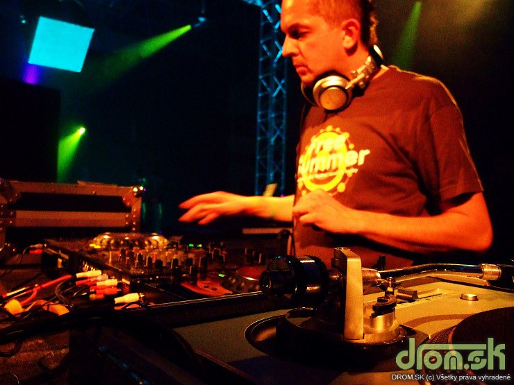 DJ Trix