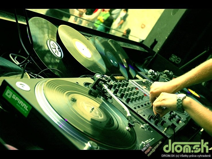 DJ's space