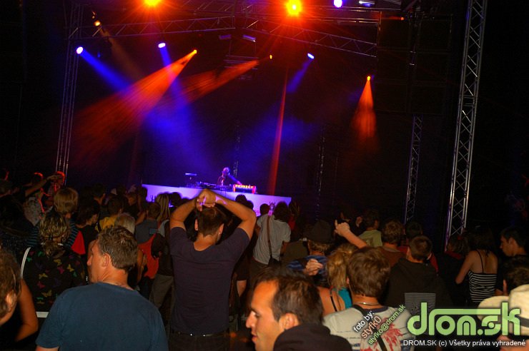 Construct dnb stage