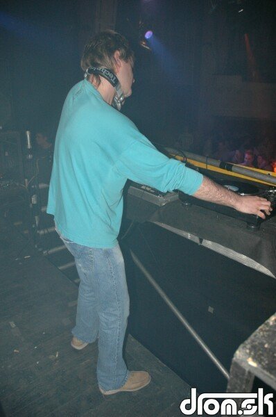 DJ Loutka