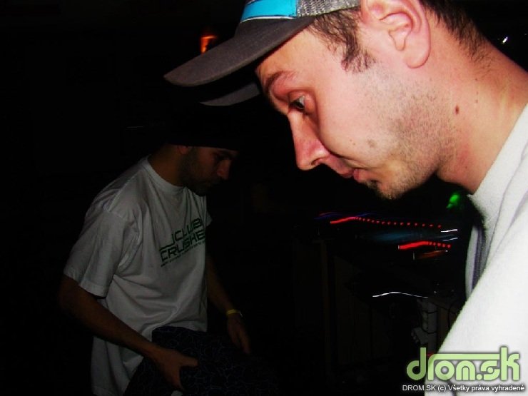 Deliquentz & DJ Yanko Kral