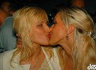 female > kiss < female
