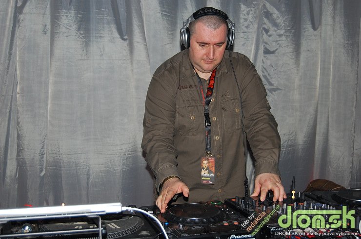 DJ Cartman